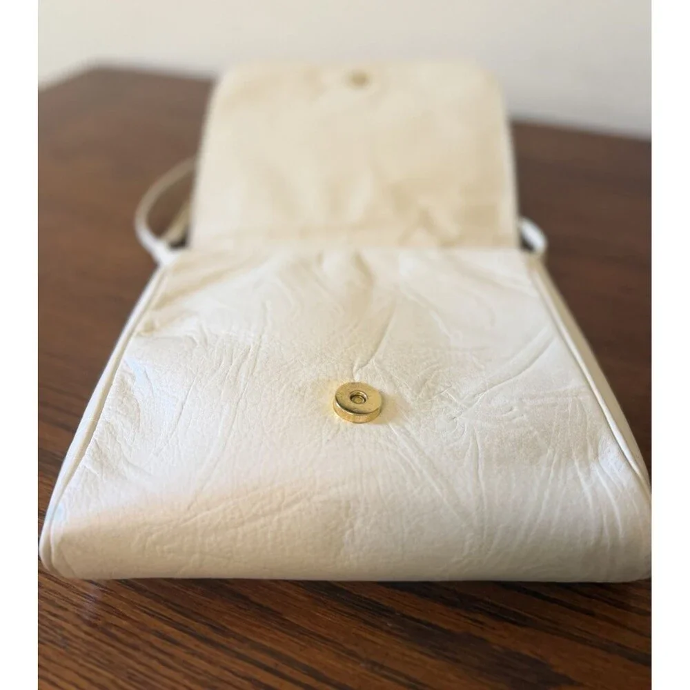 Carlos Falchi Women's Snakeskin Detail White Leather Crossbody Handbag Vintage